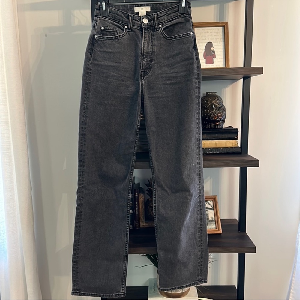 H&M High Rise 90s Straight Jean